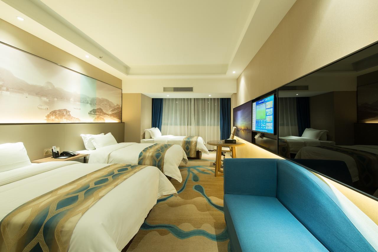 Manhatton Hotel Guilin North Railway Station Exteriör bild